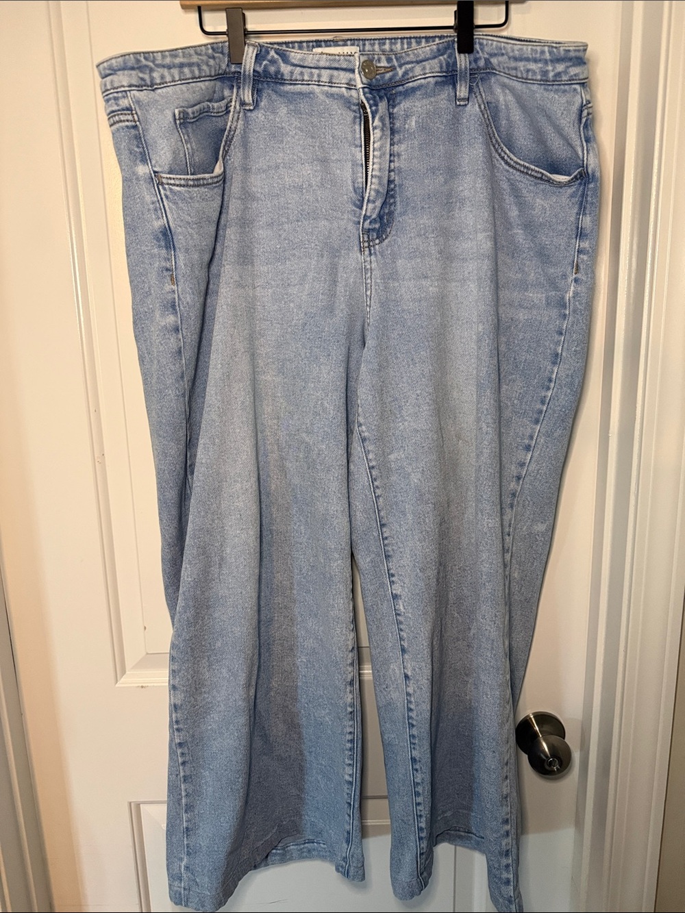 Ava & Viv Light Blue Wide-Leg Jeans